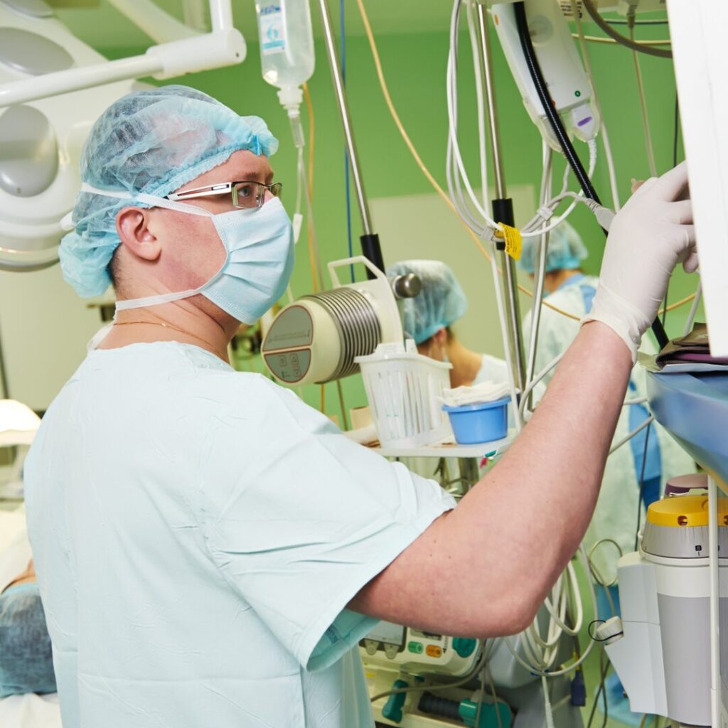 An anesthesiologist working in a hospital